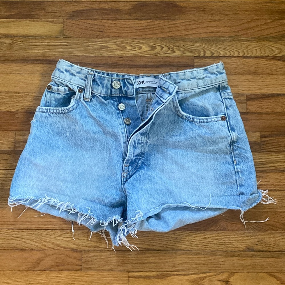 ZARA button up denim shorts